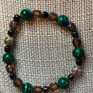 Green Beaded Stretch Bracelet - Handmade by Evelyn